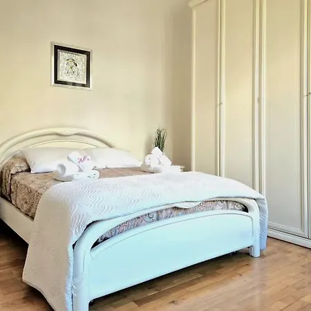 Appartamento Corte Privataampia Casa A Due Passi Dal Mare