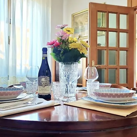 Appartamento Corte Privataampia Casa A Due Passi Dal Mare